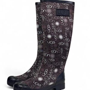 UGG RAIN BOOTS SIZE 7